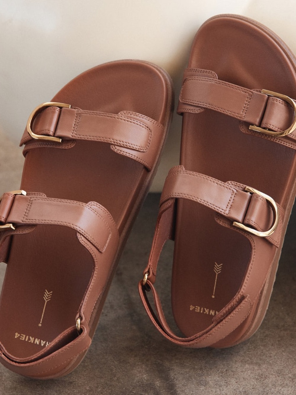 New in Box Frankie 4 Thompson Sandals